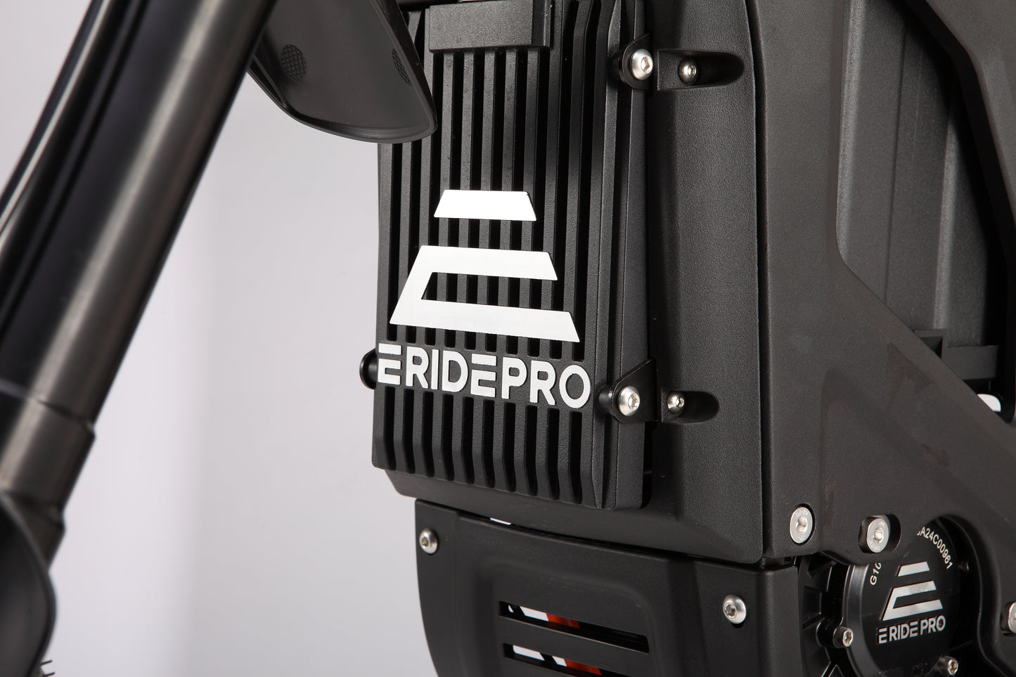 E RIDE PRO MINI - The Perfect Balance of Power and Control